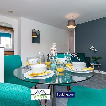 Three Bedroom Apartment By Vesta Serviced Accommodation & Short Lets Hatfield With Free Parking المظهر الخارجي الصورة