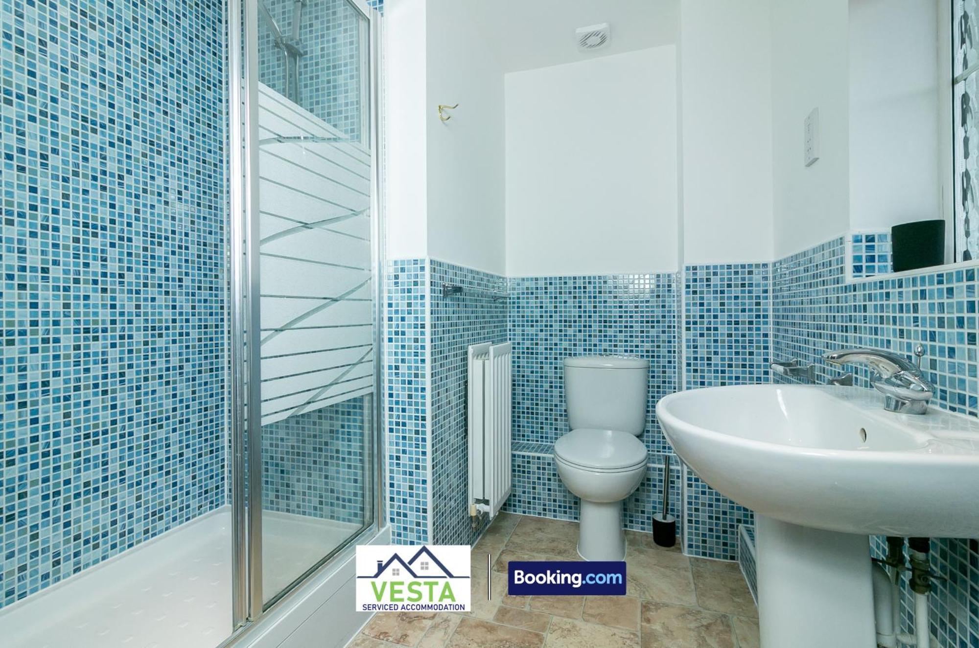 Three Bedroom Apartment By Vesta Serviced Accommodation & Short Lets Hatfield With Free Parking المظهر الخارجي الصورة