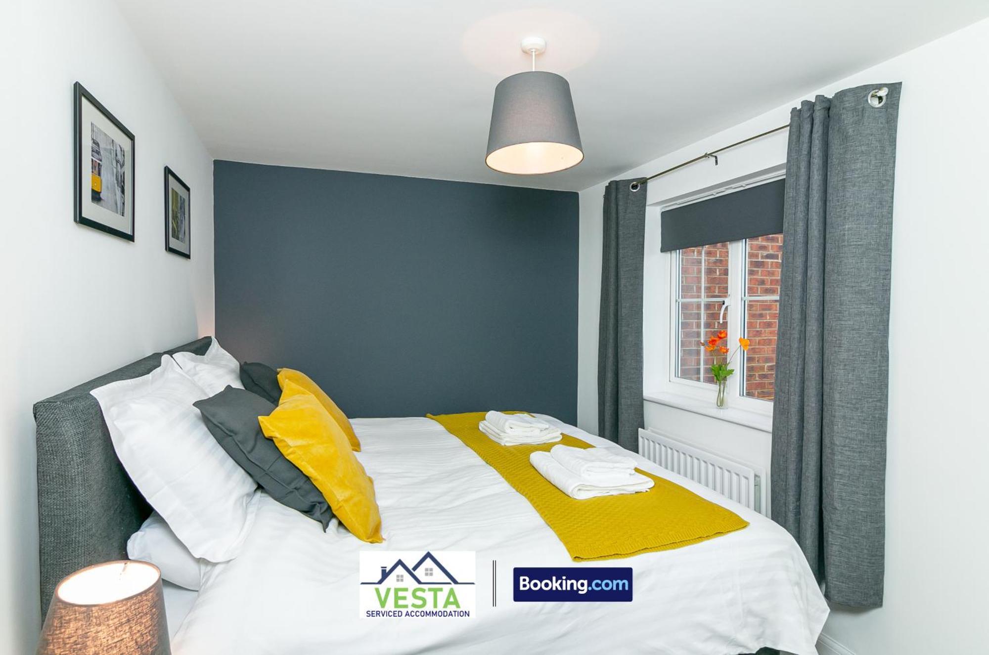 Three Bedroom Apartment By Vesta Serviced Accommodation & Short Lets Hatfield With Free Parking المظهر الخارجي الصورة